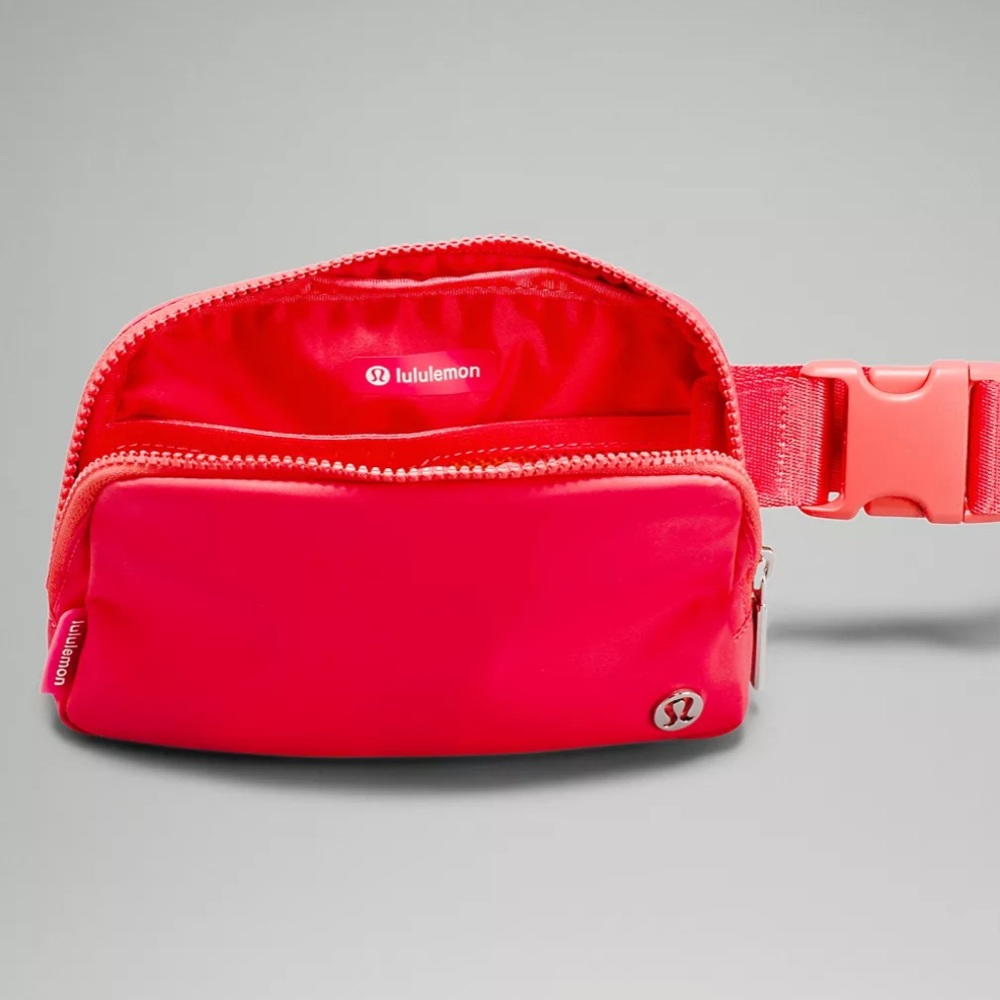 Lululemon Everywhere Belt Bag 🌸🌺👙🦩Pale Raspberry New with Tags attached PLRA - Picture 4 of 10